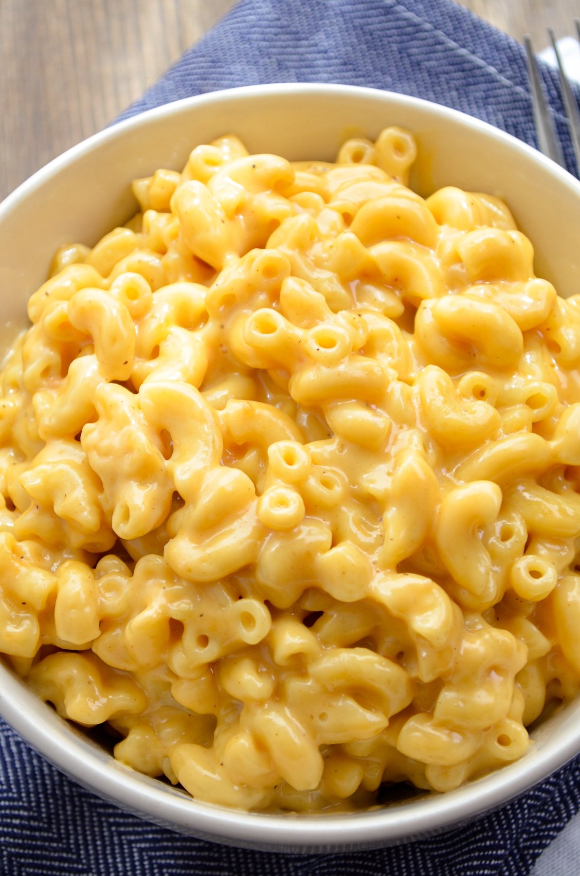 A bowl of macaroni and cheese, made in the Instant Pot.