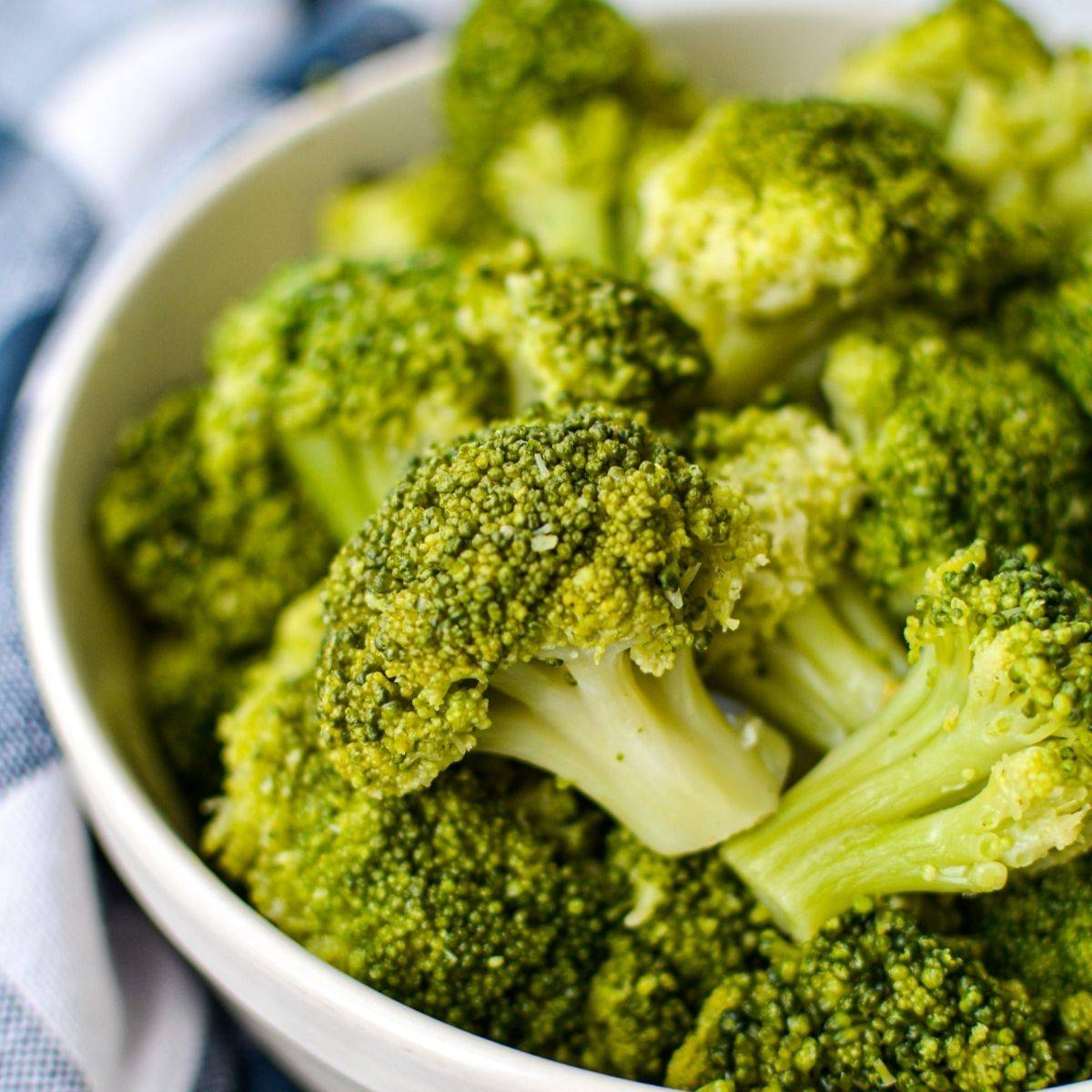 Instant Pot Frozen Broccoli - Dash for Dinner